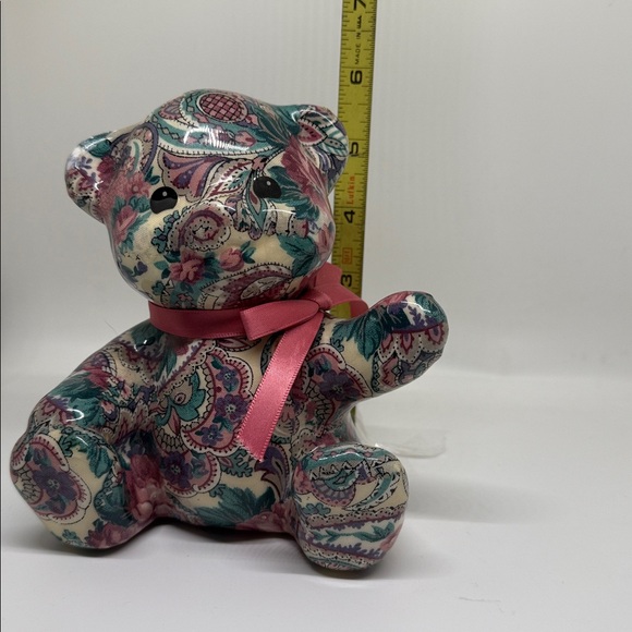 VTG porcelain patchwork bear figurine by Joan Baker Designs 1990’s - Picture 1 of 7
